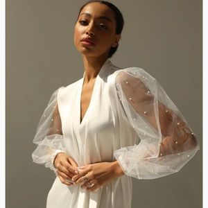 The Robe UA Pearl Bridal Robe Size M